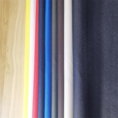 Gesponnenes Gewebe 215gsm Oxford Polyester-600d 150cm durch das Yard