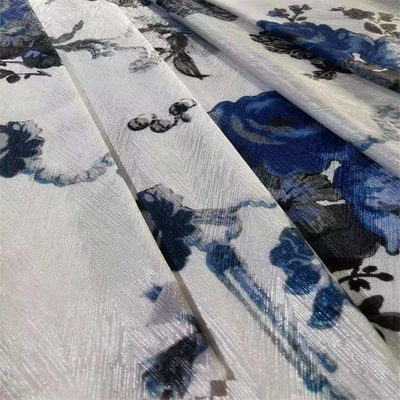 Fischgrätenmuster das Chiffon- druckte Frauen-Klagen-Gewebe 100gsm und Polyester