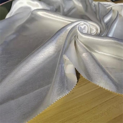 116gsm 50d Polyester-Chiffon- Gewebe des Frauen-Klagen-Gewebe-75d durch das Yard