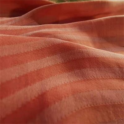 Frauen 104gsm entsprechen Gewebe-Jacquardwebstuhl-Streifen-Seeinsel-Faden-Polyester-Gewebe 50dx75d