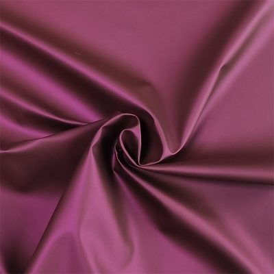 174gsm Polyester weiche Shell Fabric Woven 75dx75d imprägniern vollen Dull Metal Lamination