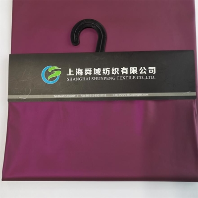 174gsm Polyester weiche Shell Fabric Woven 75dx75d imprägniern vollen Dull Metal Lamination