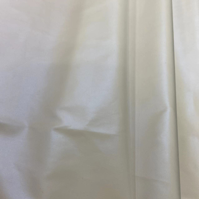 74 g/m² Polyester-Taft-Gewebe, 300 t, bunte heiße Silberfolie